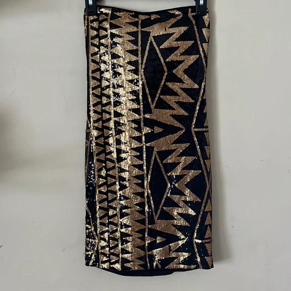 Windsor Dresses | Sequin Windsor Gold And Black Strapless Dress | Color: Black/Gold | Size: M | Pm-35505946's Closet